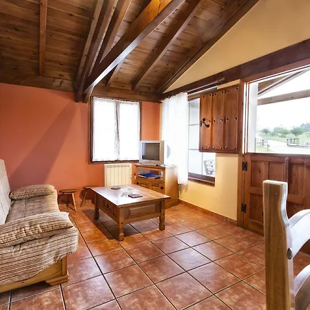 Les Xanes Rurales Hotel *